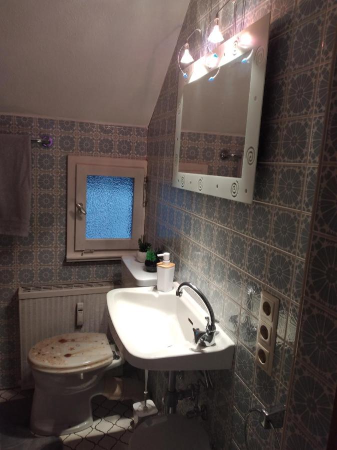 Ferienwohnung "Kunterbunt" Mit Burgblick Und Dachterrasse Monschau Exterior foto